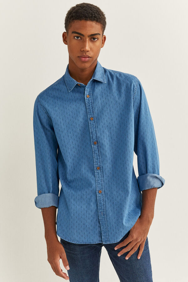 Camisa en denim con micro estampado y botones en contraste
