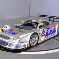 Si te gustan los Mercedes de antaño  y quieres uno en perfectas condiciones, el museo de la marca vende parte de su colección 