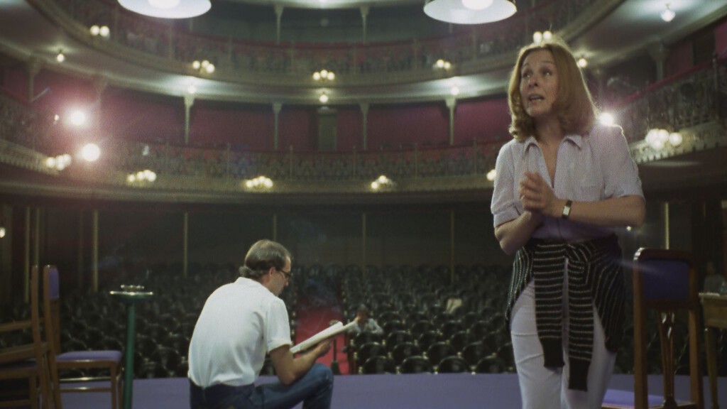 Ha muerto Josefina Molina, pero siempre la recordaremos como una de las pioneras del cine español. Abrió camino para muchas mujeres y esta es su mejor película 