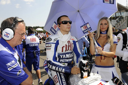 Jorge Lorenzo se queda en Yamaha. Adiós a los 7 millones de euros...