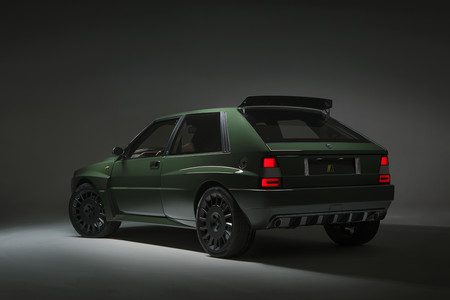 Lancia Delta Futurista lateral trasera