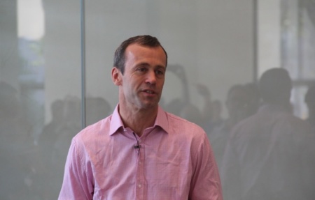 John Browett, Vicepresidente de Apple