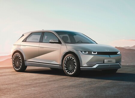Hyundai Ioniq 5: un SUV eléctrico con aceleración de deportivo, espacio de sobra y más de 400 km de autonomía por carga