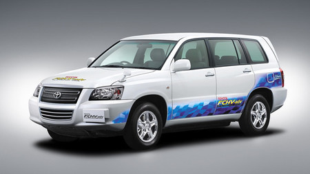 Toyota FCHV-ADV