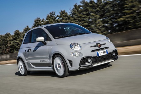 Abarth celebra su 70 aniversario en Ginebra con ediciones especiales: 595 esseesse y 124 Rally Tribute