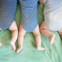 Nacen trillizas gemelas idénticas, un extraño caso cada 200 millones de embarazos