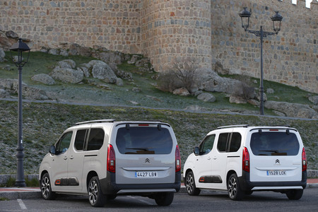 Citroën Berlingo 2020 trasera