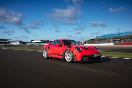 Porsche 911 GT3 RS 2023 Prueba Contacto 11