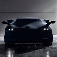Pagani Huayra Roadster  se insinúa en este teaser antes de su develación oficial en Pebble Beach