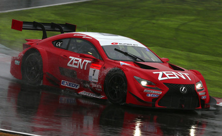 Lexus manda en el primer día de las pruebas grupales del Super GT en Suzuka