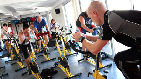No te compares con otros en el gimnasio