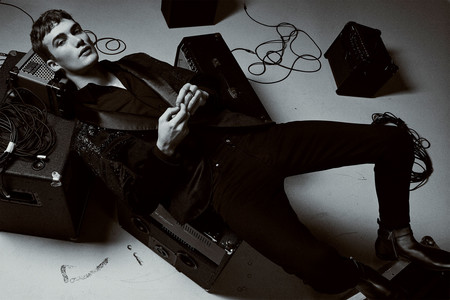Zara nos invita a las fiestas de la temporada a ritmo de rock'n' con su nueva campaña