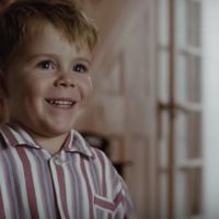 El emotivo anuncio de Navidad de Elton John y el regalo que le cambió la vida
