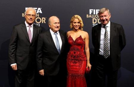 ¡Shakira Balón de Oro! No, espera, ¿Piqué de Oro? Yo que sé, ¡si me queréis, irse!