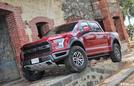 Ford Raptor 201742