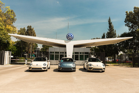 El gobernador de Puebla buscará evitar que las plantas de Volkswagen y Audi regresen a laborar en junio.