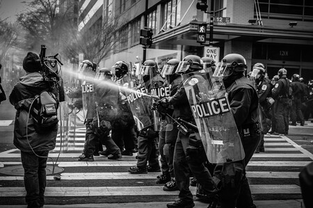 La violencia policial letal aumenta el riesgo de parto prematuro en las madres que viven en las proximidades del vecindario