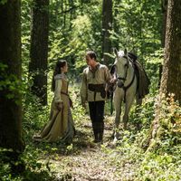 En 4 días se estrena una de las series de aventuras más grandes del año. La reinvención de una leyenda de 600 años con un actor de 'El señor de los anillos'