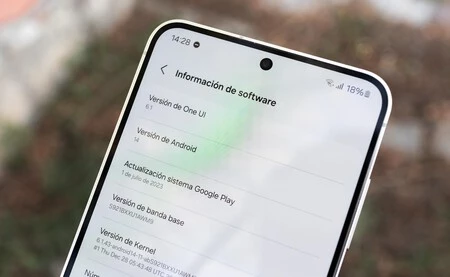 Samsung Galaxy S24 の 1 つの UI 6.1