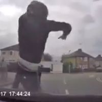 Este motorista y su fail absurdo nos enseñan en un breve vídeo cómo NO estafar al seguro