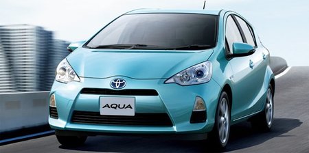 toyota-prius-c-0030.jpg
