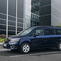 El verdadero heredero del Renault Espace cuesta menos de 33.000 euros, tiene siete plazas y un maletero inmenso