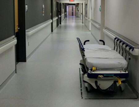 Pasillo De Un Hospital