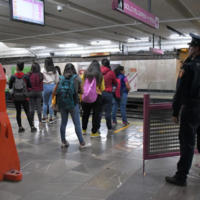 Los “pinchazos” en el Metro de CDMX y el Metrobús van en aumento: si sientes uno, esto debes hacer inmediatamente para evitar ser víctima