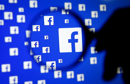 Facebook ofrece, como "medida de protección", una VPN propia que según The Wall Street Journal, recopila datos para ellos