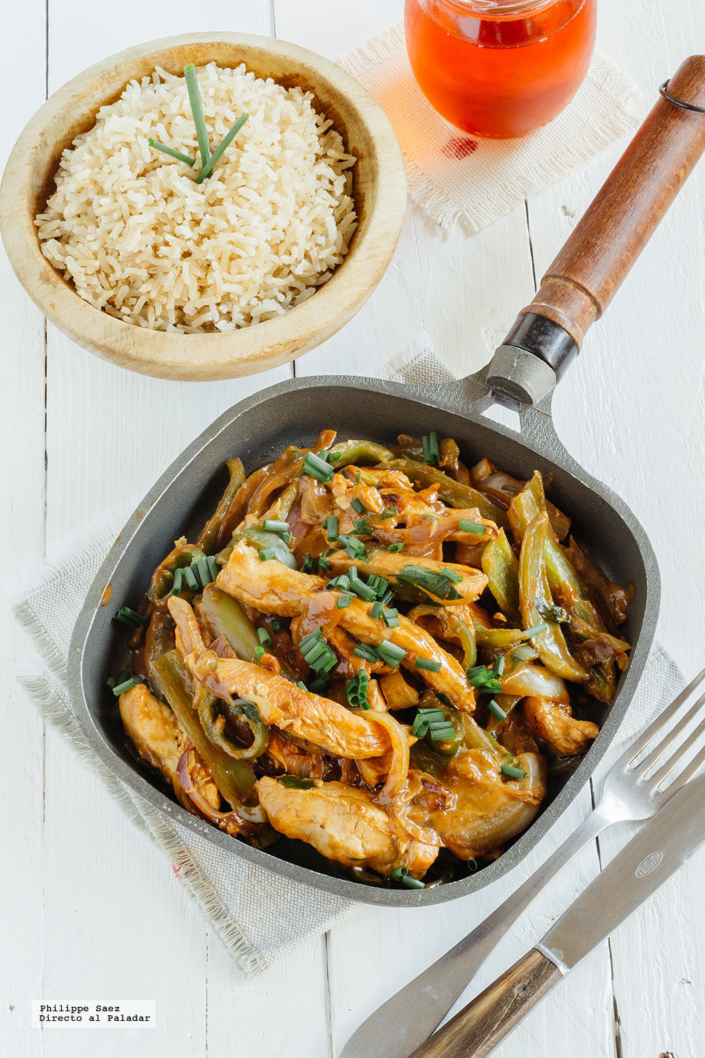 Fajitas de pollo con rajas y cebolla. Receta