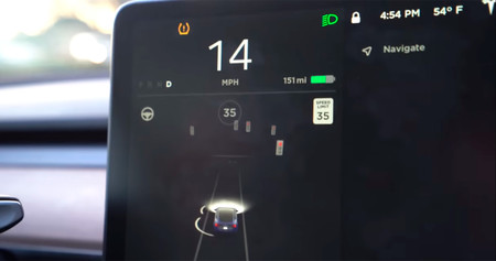 La nueva actualización de Tesla incluye la preview del Autopilot en ciudad