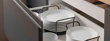 Ikea baja de precio uno de sus accesorios más sencillos pero eficaces, perfecto para ordenar los platos de la vajilla 