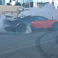 Sólo hay dos Veyron como este en el mundo y estos tipos lo han convertido en una máquina de humo carísima