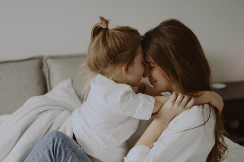 Lo siento, pero voy a ignorar tus consejos no pedidos sobre la crianza de mis hijos