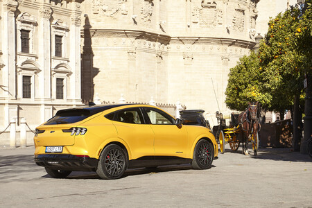 Ford Mustang Mach-E GT Prueba Circuito 5