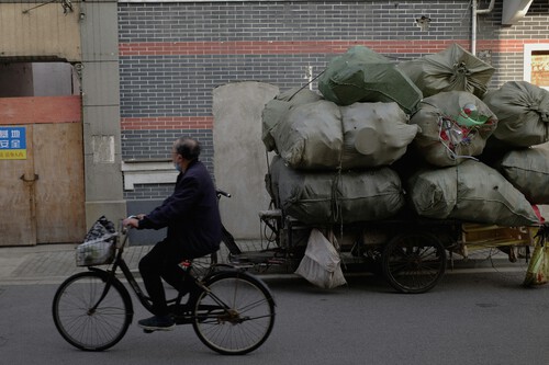 Lixo na China / Imagem: 烧不酥在上海 老的