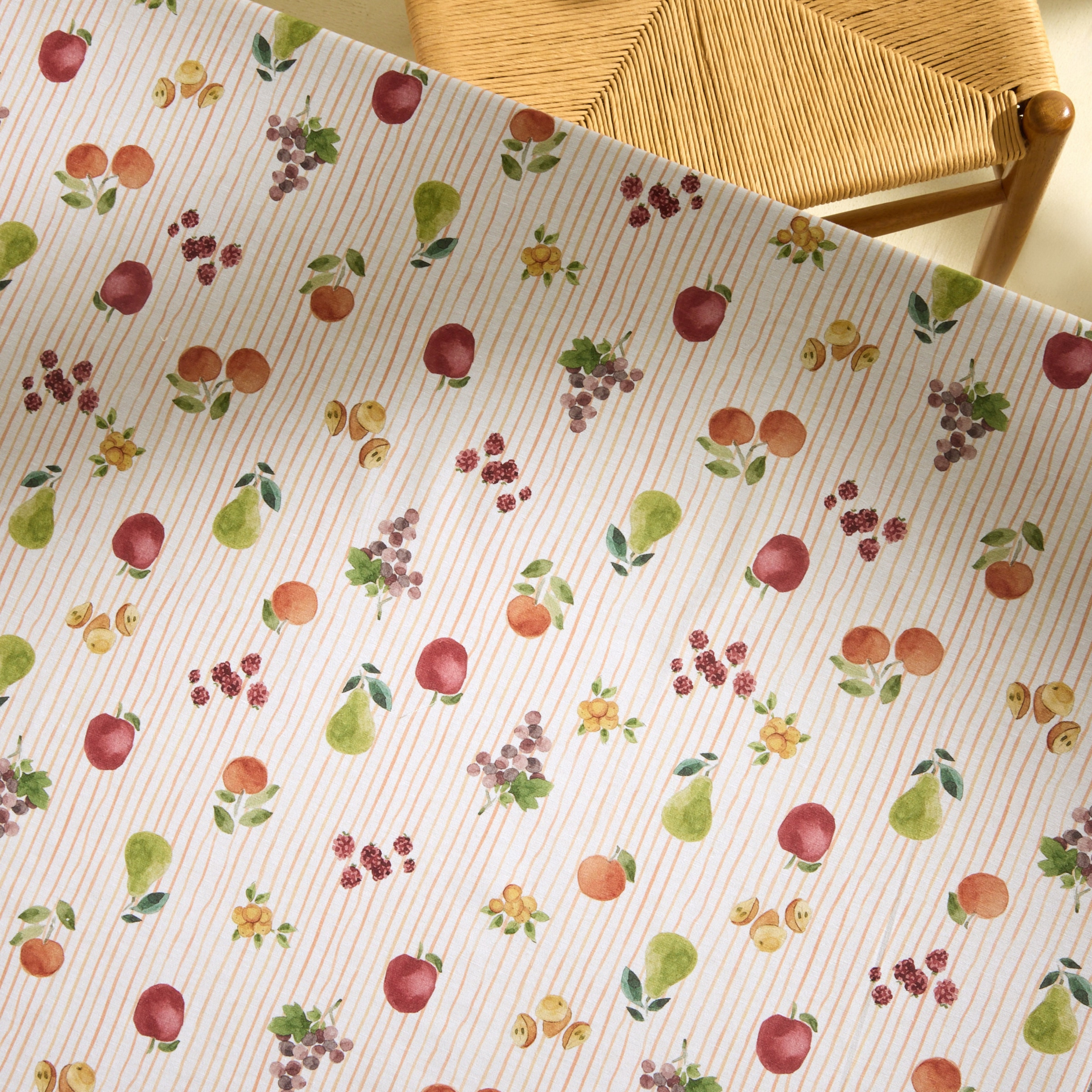 Mantel antimanchas resinado Frutos - Basics El Corte Inglés