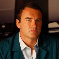 Muere a los 56 años años Julian McMahon, el inolvidable Christian Troy de 'Nip/Tuck' y el Doctor Doom de 'Los 4 Fantásticos' 