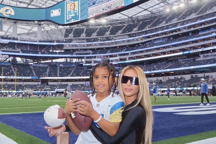 kim kardashian air max 95