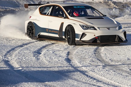 Cupra pone a prueba su e-Racer donde las pilas funcionan mejor, a -10°