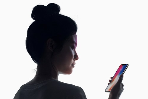 En un mar de smartphones sin marcos, el iPhone X es el único que consigue diferenciarse 