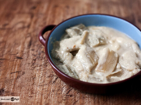 Cardo en salsa de almendras: la receta de verduras típica de la Navidad aragonesa