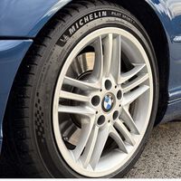 Este viejo truco de compraventas es lo que marca la diferencia entre un coche limpio y un coche limpio de verdad. Es rápido, barato y está al alcance de cualquiera 