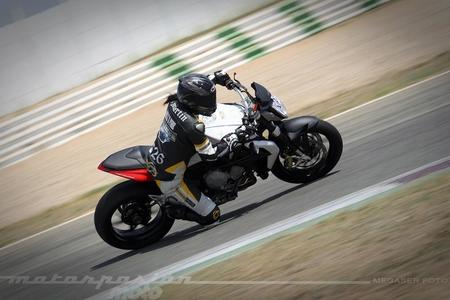 mv-agusta-brutale-800-megaserfoto-_1000-001.jpg