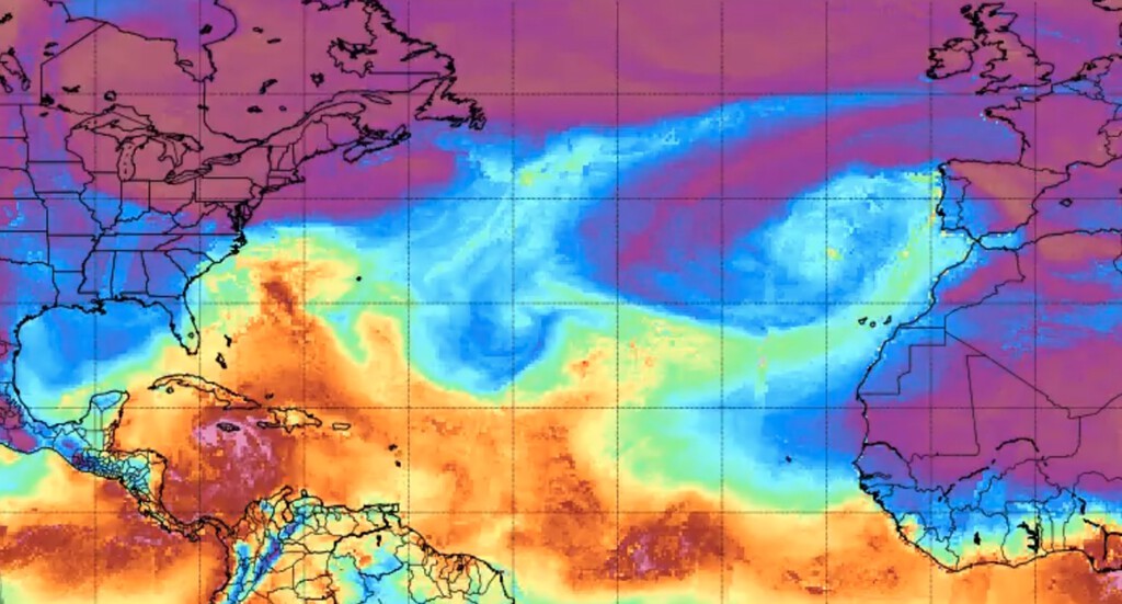 Lo que estamos viendo impactar en Huelva "no es una borrasca atlántica sin más": la tropicalización de la atmósfera va a cambiar España