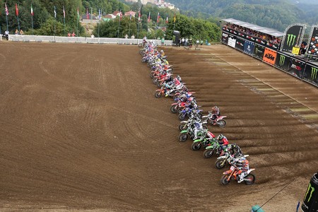 ¡Histórico! Jorge Prado se coloca como el primer español líder de MX2 tras ganar en Loket