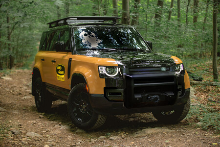 Land Rover Defender Trophy Edition 2