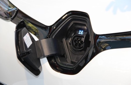 No es sospechoso, para nada: Apple registra los dominios apple.car, apple.cars y apple.auto