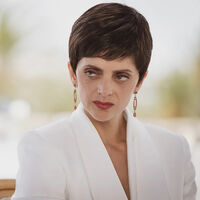 La actriz Macarena Gómez se olvida de aquel histórico "No a la guerra" en los Goya y defiende que "una gala de cine no es lugar para hablar de ella" 