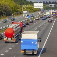 Llega la gran operación salida del verano, y estas serán las carreteras con más atascos según la DGT